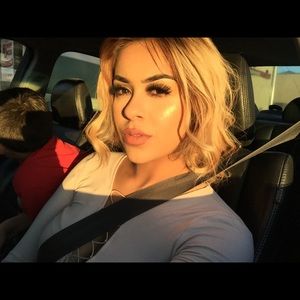 Meet your Posher, Andrea